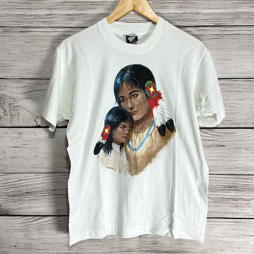 Vintage 90s Scafa Tornabene Painting Art Native American Tribal Screen Stars Tee